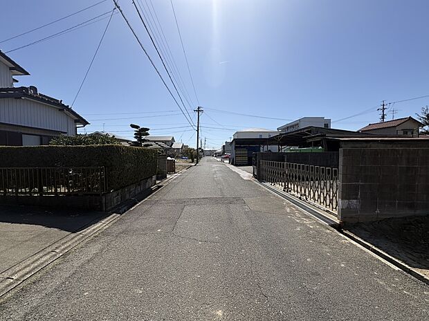 前面道路(2026年3月撮影)