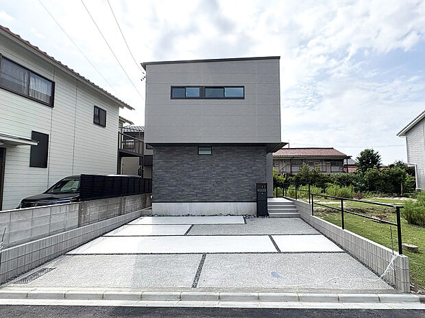 内覧予約受付中!平日もご案内可能ですので、お気軽にアールプランナー不動産名古屋西営業所【0120-401-500】までお問い合わせください。