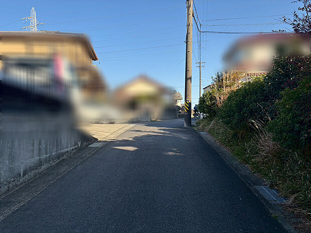 南側前面道路
2026年3月撮影