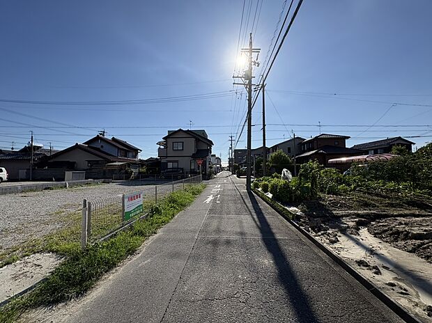 前面道路(2026年7月撮影)