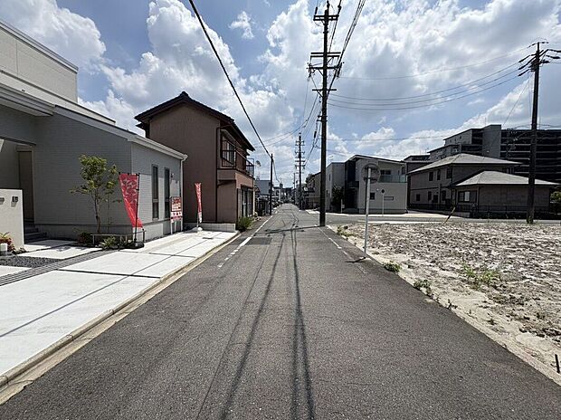 前面道路(2026年7月撮影)