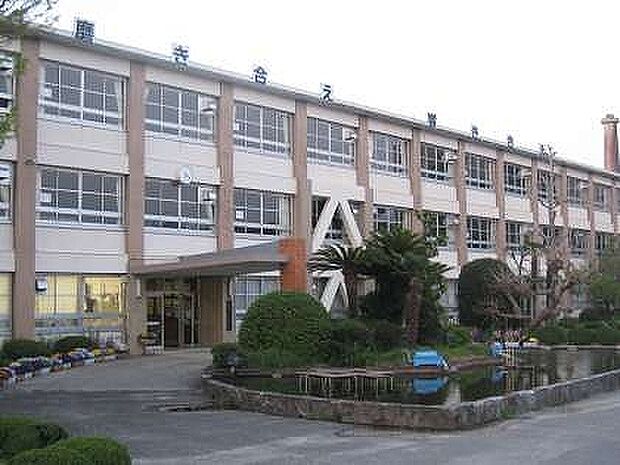 中部中学校(約1,650m)