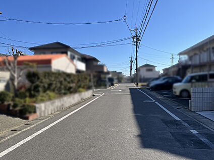 前面道路　北側5.9m