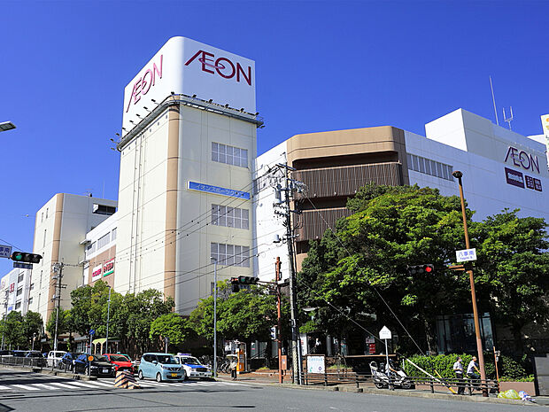 イオン八事店(約2m)