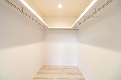 ウォークインクローゼット　施工例