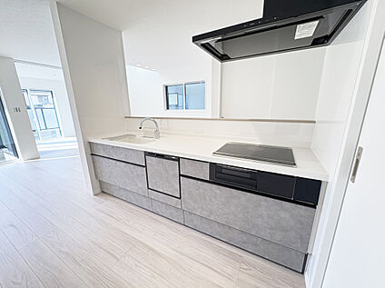 リクシル　システムキッチン「ES」　C号棟