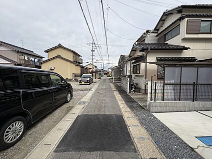 前面道路(2026年4月撮影)
