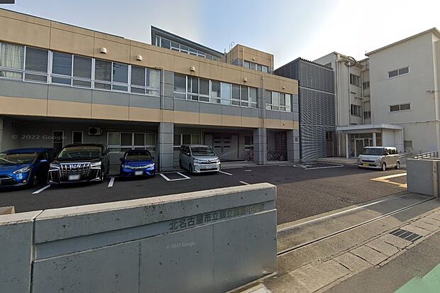 北名古屋市立師勝中学校（約580m）