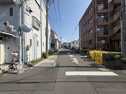 前面道路(2026年6月撮影)