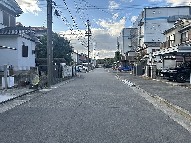 【前面道路　2026年1月撮影】前面道路約9.0m