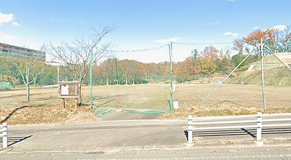 宮口一色ふれあい広場 350m(徒歩約5分)