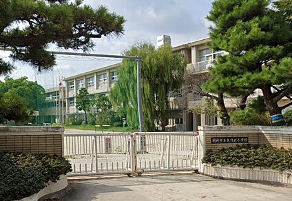 岡崎市立矢作北小学校 400m(徒歩約5分)