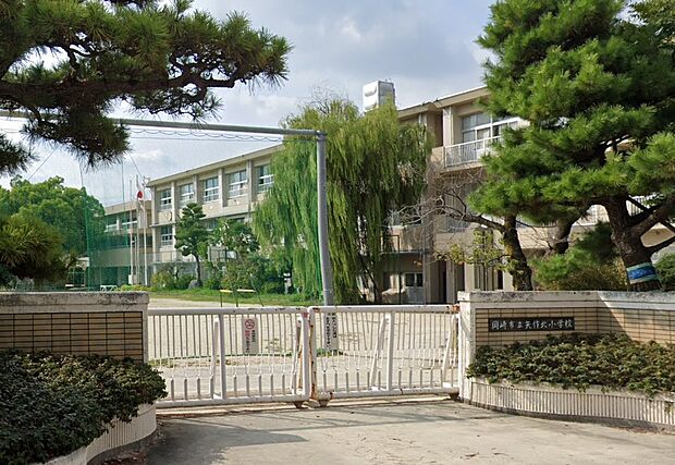 岡崎市立矢作北小学校（約400m）
