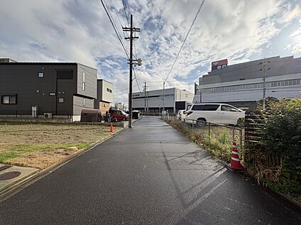 前面道路　北側