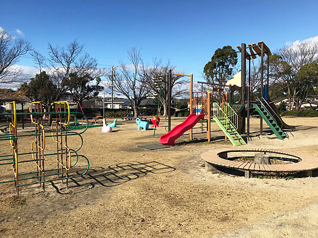 三ツ池公園（約80m）