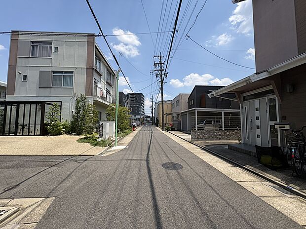 【前面道路　北側】2026年6月撮影