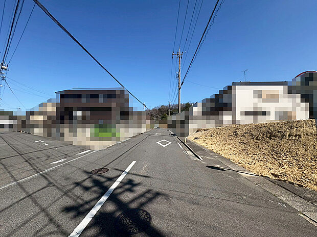 【前面道路（2026年3月）撮影】北側公道幅員約7.9ｍ
