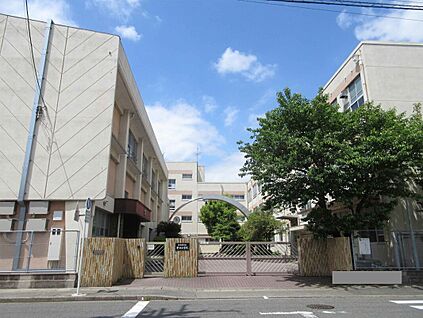 長須賀小学校 1830m(徒歩23分)