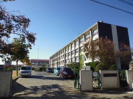 一宮市立末広小学校 560ｍ(徒歩7分)