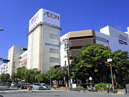 イオン八事店 2,700ｍ(車で約4分)