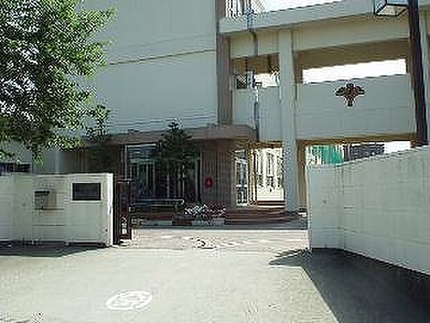 名古屋市立苗代小学校(約930m)