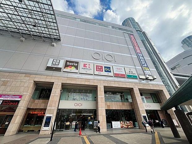 ◆東武伊勢崎「草加」駅までバス21分♪停歩5分
◆つくばエクスプレス「八潮」駅までバス25分♪停歩6分
2沿線利用可能です!
草加駅前には「マルイ」などお買い物施設が充実しております☆