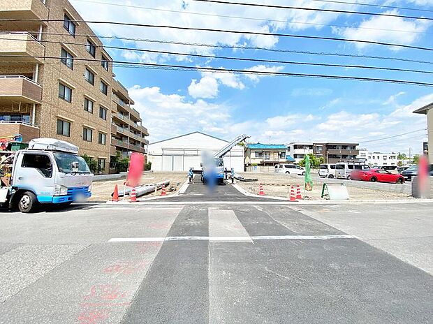 ≪見学予約可能!≫前面道路は幅が8mありますので、陽当たり・風通し共に良好です!
