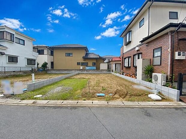 ≪現地ご案内は便利なネット予約も可能です!お気軽にお問い合わせください♪≫買物施設がそろう暮らしやすい住環境です!小学校まで5分とお子様の通学も安心です♪
