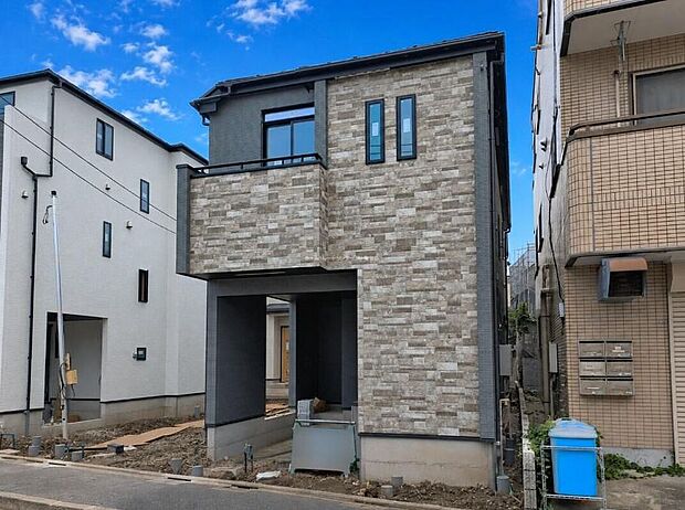 ≪内覧以外にも資金計画やライフプランに寄り添ったご提案をいたします♪≫1棟1棟違った表情を持つ、豊かなデザイン!A号棟は、落ち着いた大理石調のスタイリッシュな外観♪快適に暮らせるお住まいです!