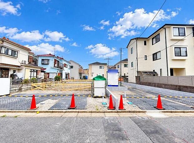 ≪現地ご案内は便利なネット予約も可能です!お気軽にお問い合わせください♪≫
生活するだけの家ではなく「日々を楽しむ暮らし」を♪新築一戸建て 家族の笑い声が自然と生まれます!