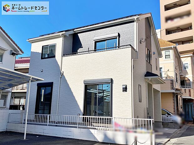 【現地外観写真】≪内覧以外にも資金計画やライフプランに寄り添ったご提案をいたします♪≫
充実の仕様設備でワンランク上の新生活♪家事時短の味方「食洗機」付き・陽当たりとプライバシーを考えた2階リビング