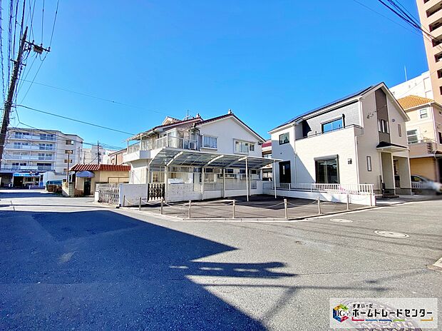 【前面道路含む現地写真】≪見学予約ができます！≫
ライフインフォメーション☆西友加賀鹿浜店自転車4分、ローソン谷在家駅前店歩3分・鹿浜第一小学校歩8分、加賀中学校歩14分