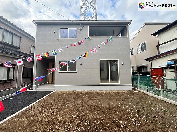 【現地外観写真】≪見学予約可能!≫
完成済み、実物をじっくりチェックできます♪さまざまな設備や間取り、住み心地を現地で確認しましょう!