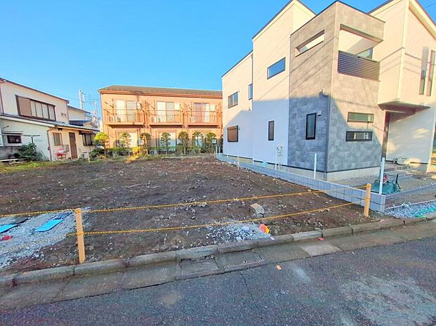 【現地外観写真】≪現地ご案内は便利なネット予約も可能です!お気軽にお問い合わせください♪≫
今なら建築中の様子をご覧になることができます!地震に強いオリジナル工法を是非お確かめ下さい☆