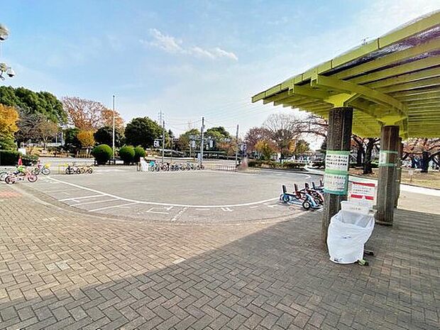 上千葉砂原公園（約750m）