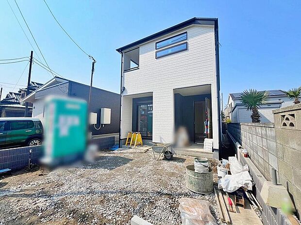 【現地外観写真】≪見学予約ができます！≫
当日のご見学予約も承ります。同じものは２つとない「夢のマイホーム」との出会いが待っているかもしれません。