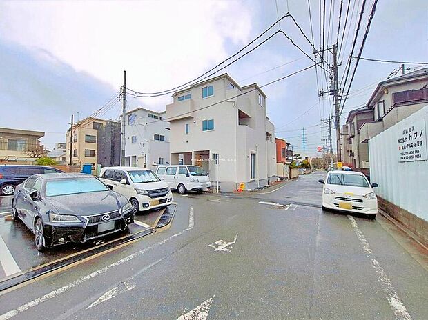 【前面道路含む現地写真】≪内覧以外にも資金計画やライフプランに寄り添ったご提案をいたします♪≫
保育園徒歩6分、小学校徒歩3分と、送迎や通学も安心の立地です◎