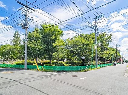 八潮中央公園 750ｍ(徒歩10分)
