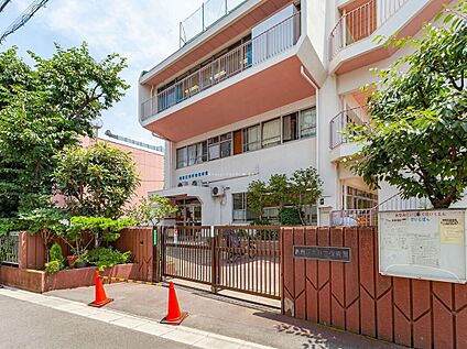 南新宿保育園 750ｍ(徒歩10分)