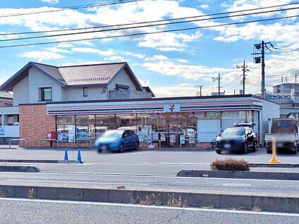 セブンイレブン三郷戸ケ崎2丁目店 550m(徒歩7分)