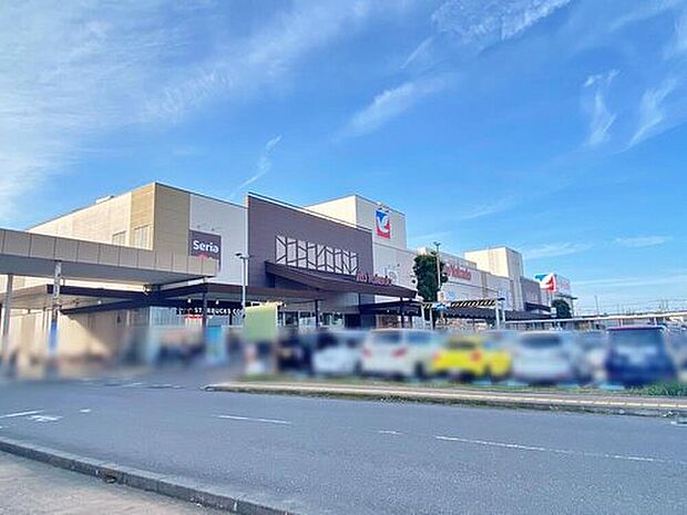 イトーヨーカドー三郷店(約440m)