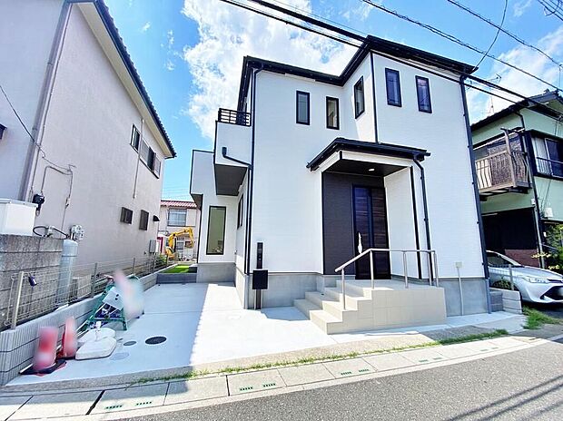 【現地外観写真】≪現地ご案内は便利なネット予約も可能です!お気軽にお問い合わせください♪≫交通量の少ない閑静な住宅街です!公園も近く、休日もお子様と充実した時間をお過ごし頂けます♪