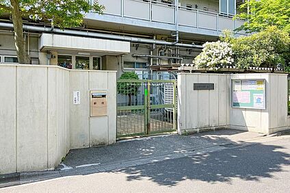 加賀保育園 350ｍ(徒歩5分)