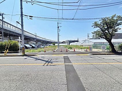 前面道路含む現地写真