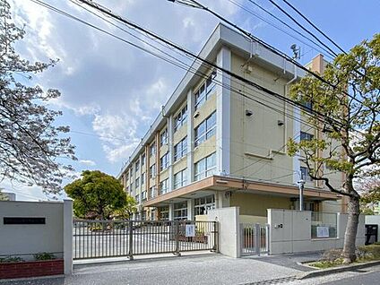 江戸川区立第七葛西小学校 750ｍ(徒歩10分)
