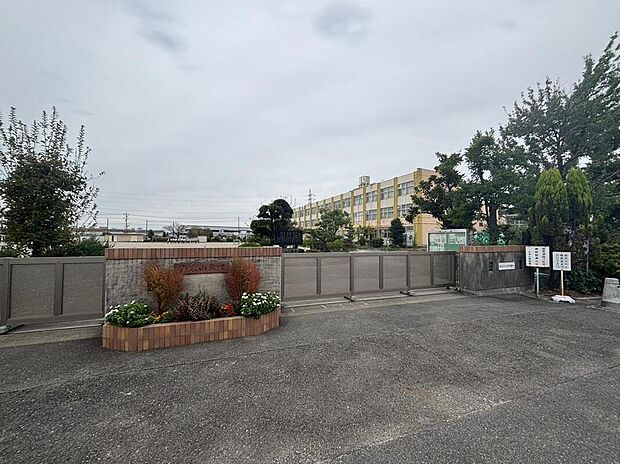 小牧市立小木小学校まで370m