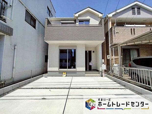 守山区苗代２丁目　限定１棟
堂々完成しました☆ご案内可能です♪
並列２台駐車可能、南側道路に面しており日当たり良好です♪
お問い合わせはお気軽に！
