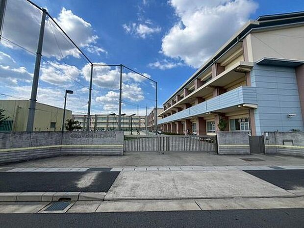 名古屋市立志段味東小学校まで400m