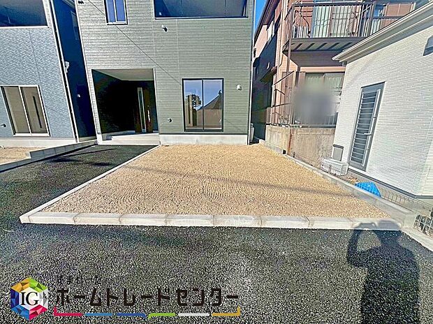 【庭】３号棟　お庭スペース☆
全ての号棟にお庭がございます☆
マンションにはない戸建てならではのメリットです！
好きなお花でお庭をいっぱいに！
お子様やペットの遊び場にも♪