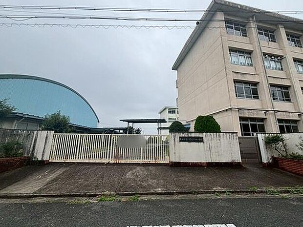 春日井市立岩成台西小学校（約1,523m）